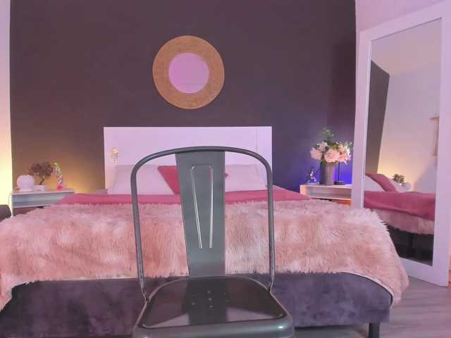 VioletPaket, en vivo ahora en BongaCams