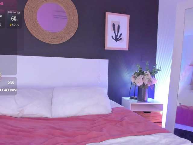 VioletPaket live cam on BongaCams