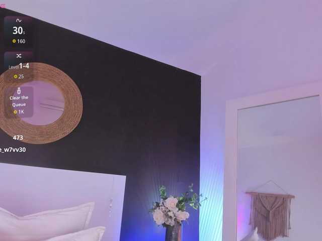VioletPaket live webcam show