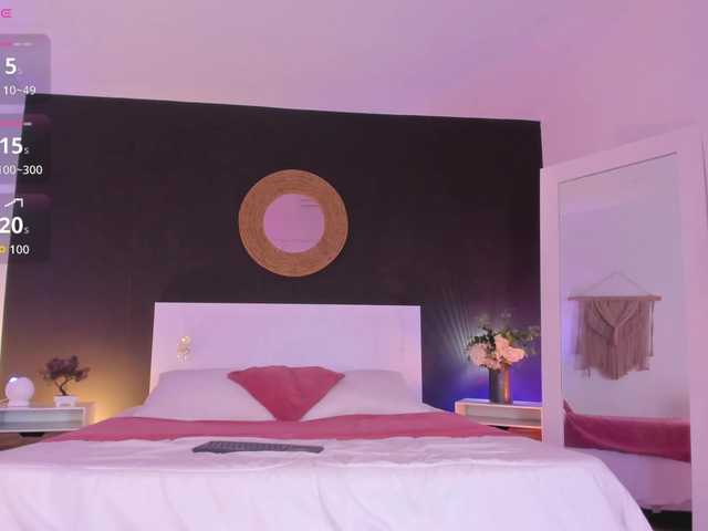 VioletPaket live cam on BongaCams