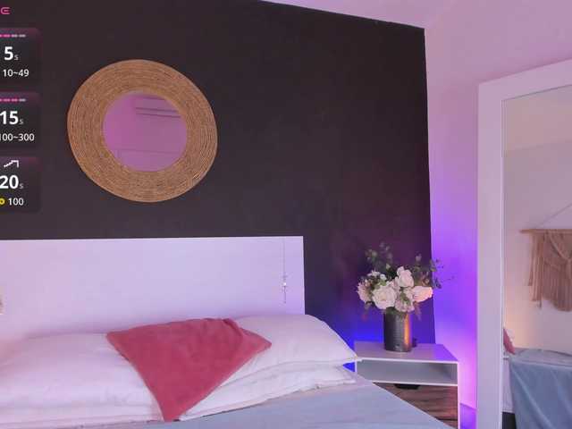 VioletPaket live cam on BongaCams