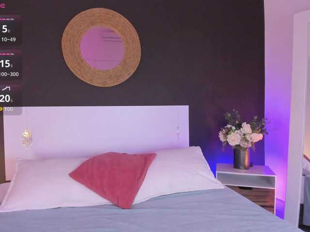VioletPaket live cam on BongaCams