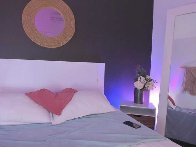 VioletPaket live cam on BongaCams