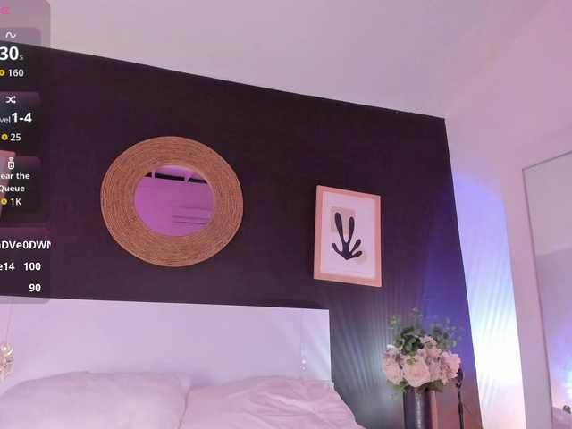 VioletPaket live cam on BongaCams