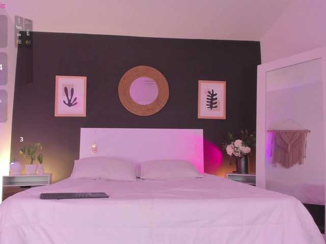 VioletPaket live cam on BongaCams