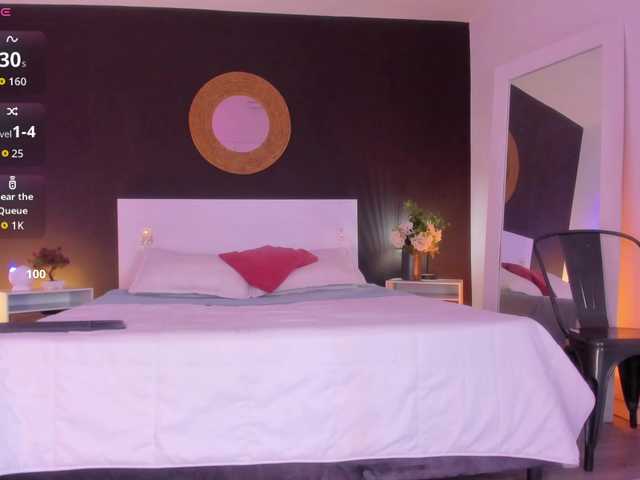 VioletPaket live cam on BongaCams