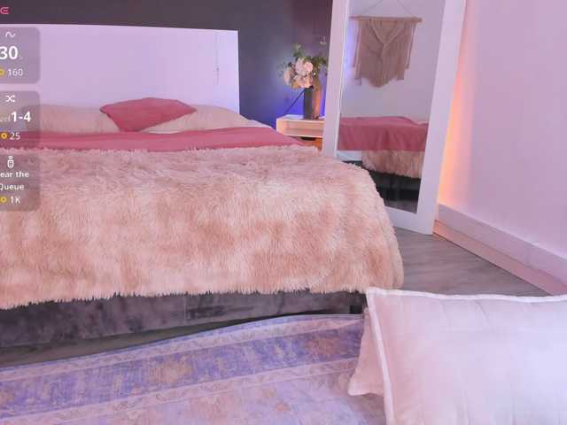 VioletPaket live cam on BongaCams