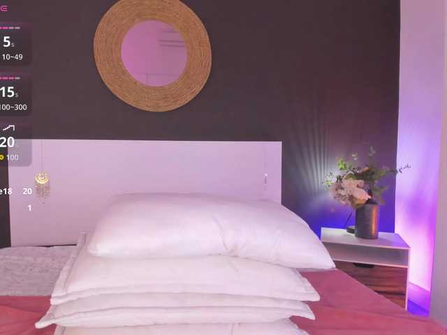 VioletPaket live cam on BongaCams