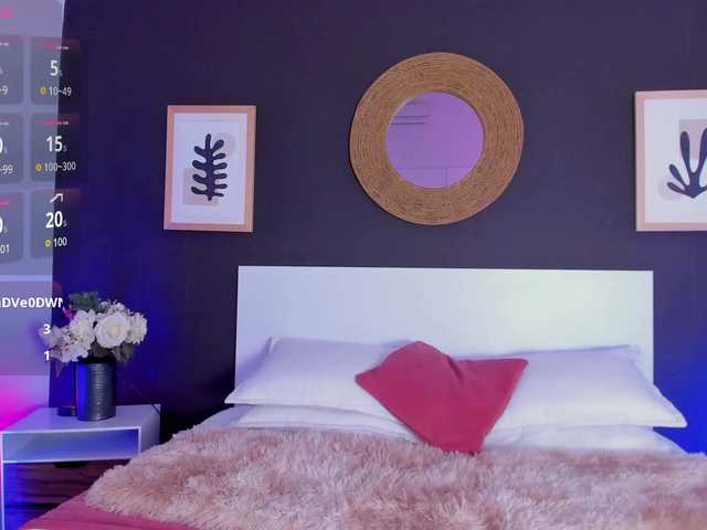 VioletPaket's BongaCams show and profile