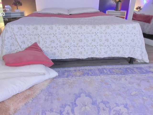 VioletPaket live cam on BongaCams