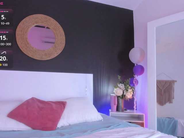 VioletPaket live cam on BongaCams