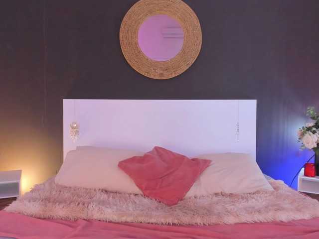 VioletPaket live cam on BongaCams