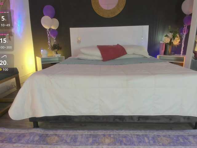 VioletPaket live cam on BongaCams