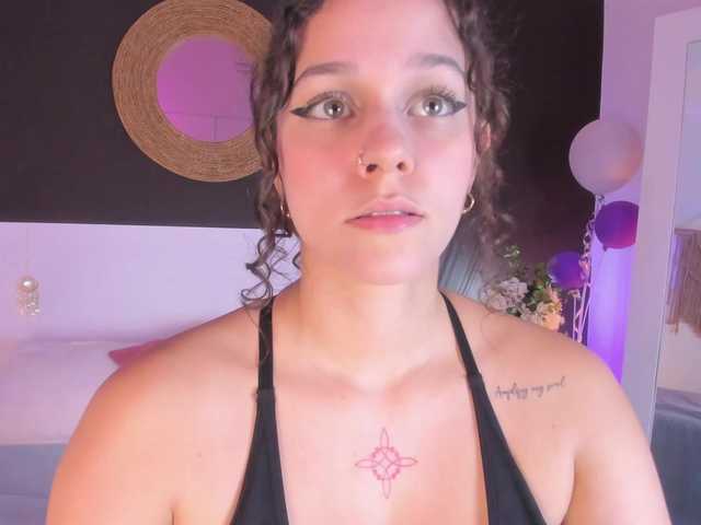 VioletPaket live cam on BongaCams