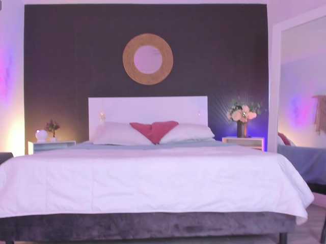 VioletPaket live cam on BongaCams