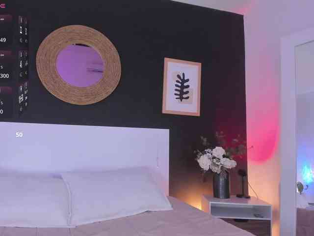 VioletPaket webcam