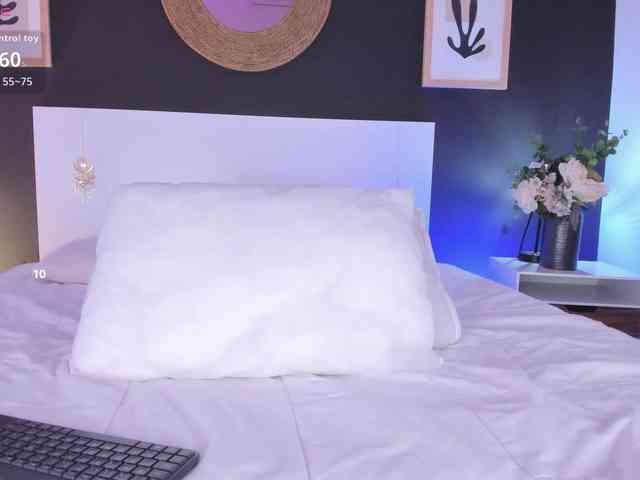 VioletPaket webcam