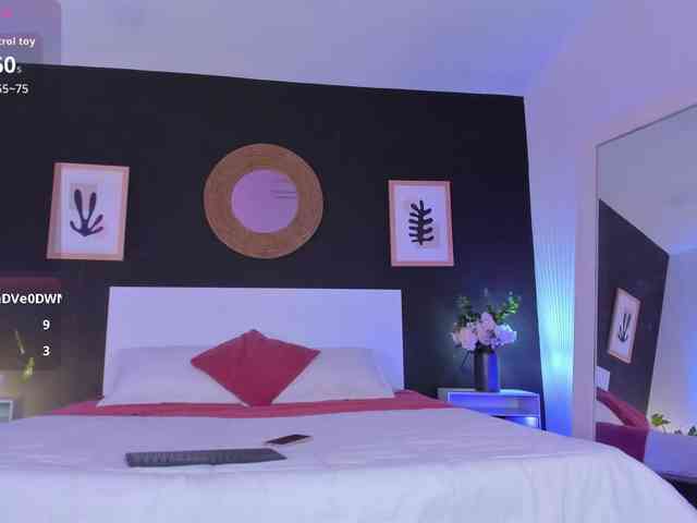 VioletPaket webcam
