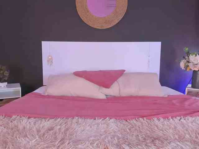 VioletPaket webcam