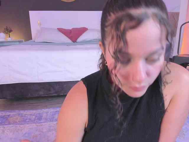 VioletPaket webcam