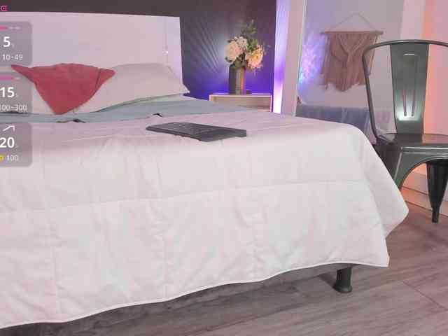 VioletPaket webcam