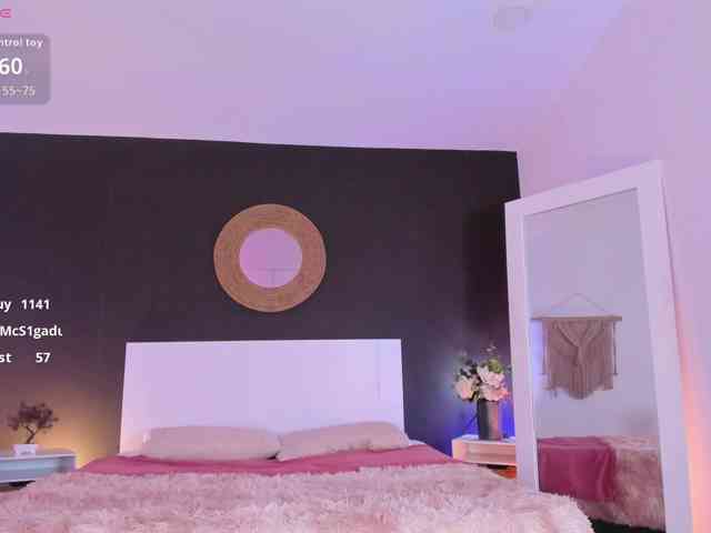 VioletPaket webcam