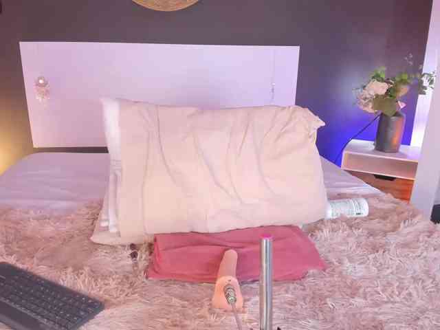 VioletPaket webcam