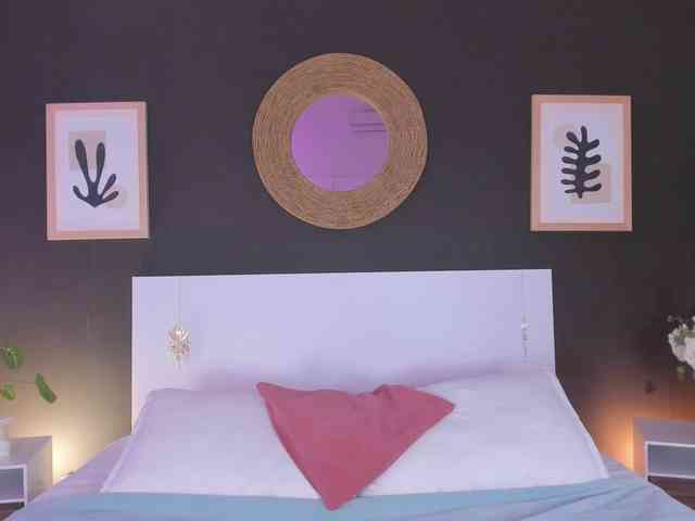 VioletPaket webcam