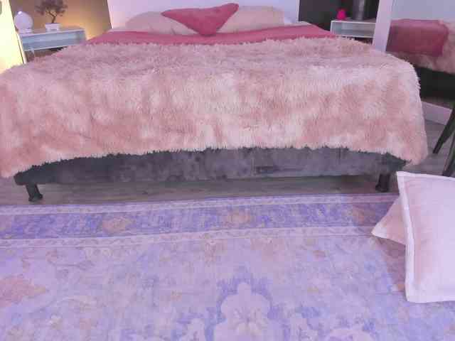 VioletPaket webcam
