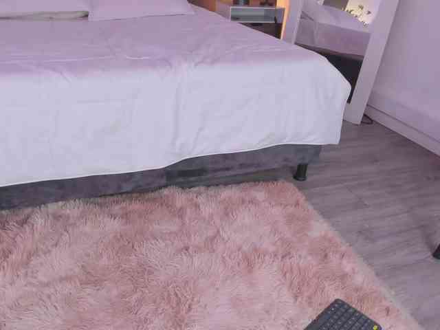 VioletPaket webcam