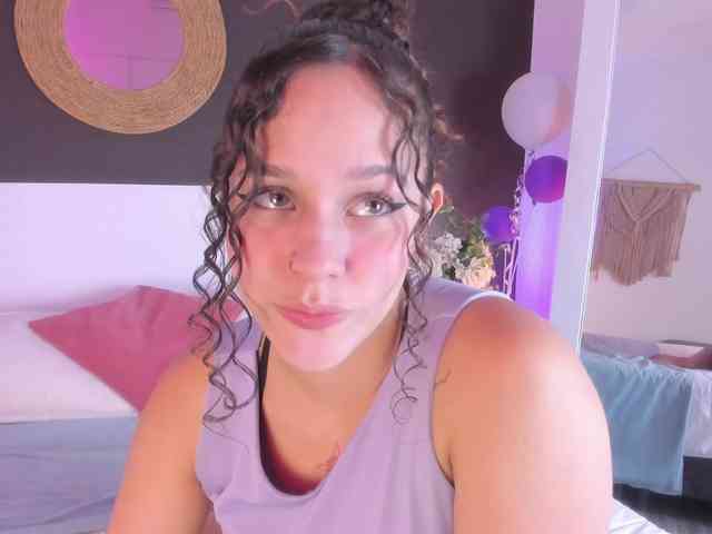 VioletPaket webcam