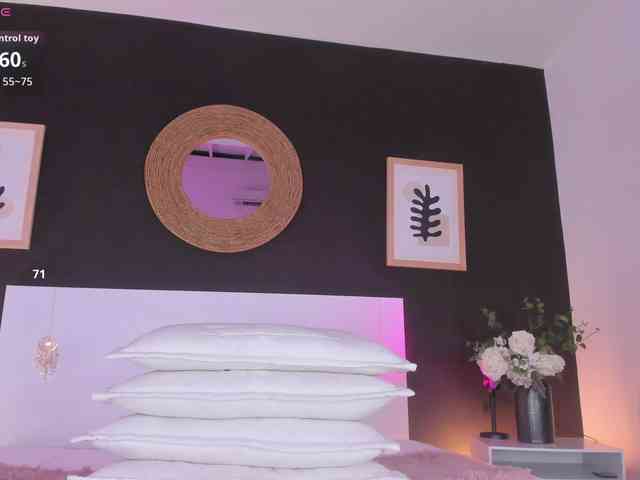 VioletPaket webcam