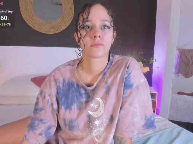 VioletPaket webcam