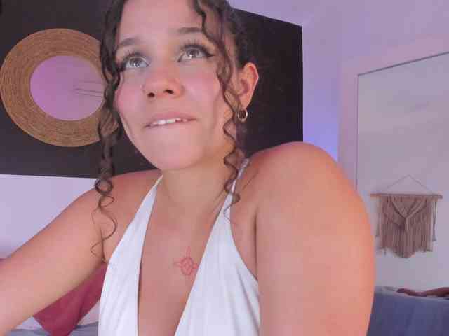 VioletPaket webcam
