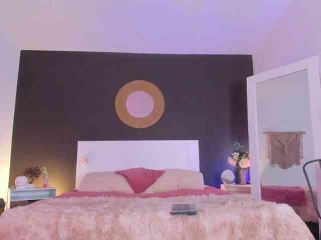 VioletPaket webcam