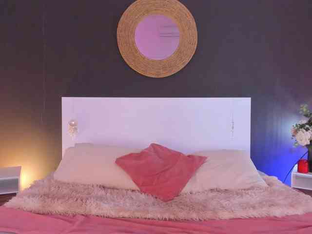VioletPaket webcam