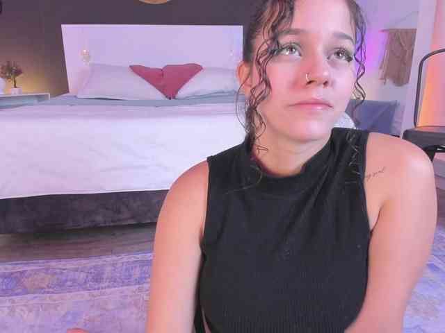 VioletPaket webcam