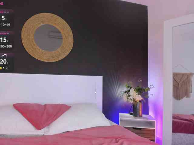 VioletPaket webcam