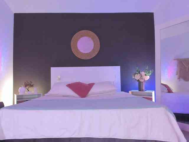VioletPaket webcam
