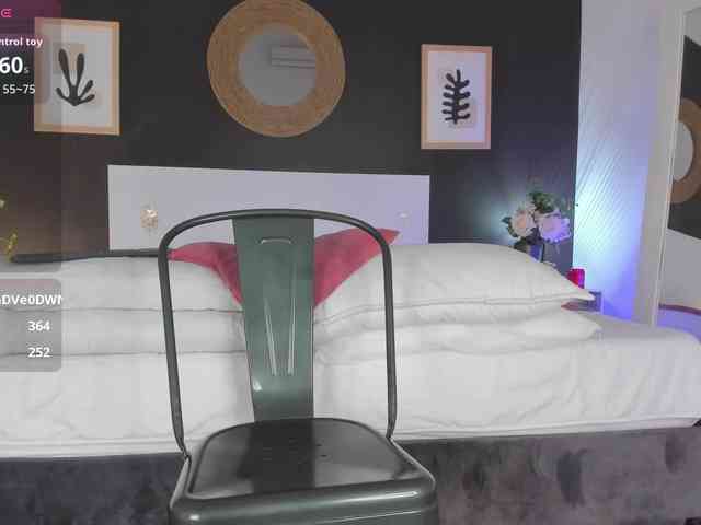 VioletPaket webcam
