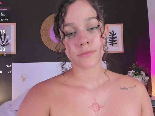 VioletPaket Sex Cam Show