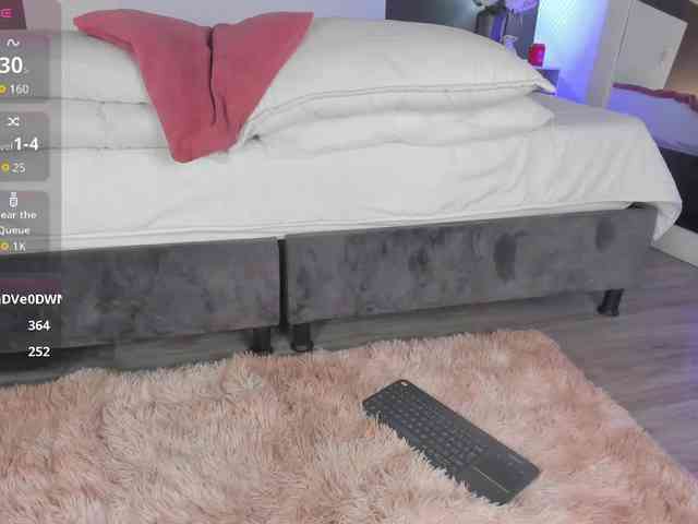 VioletPaket webcam