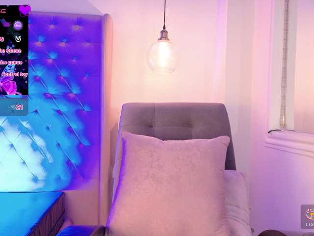 ThaliiaDuran live cam on BongaCams