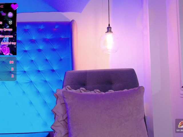ThaliiaDuran live cam on BongaCams