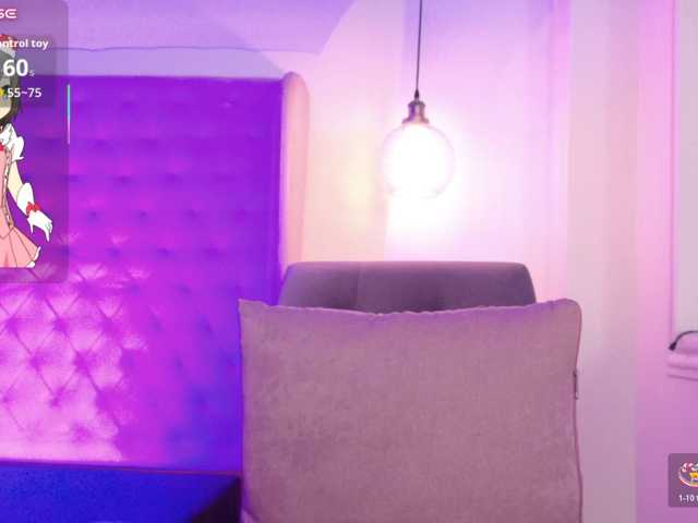 ThaliiaDuran live cam on BongaCams