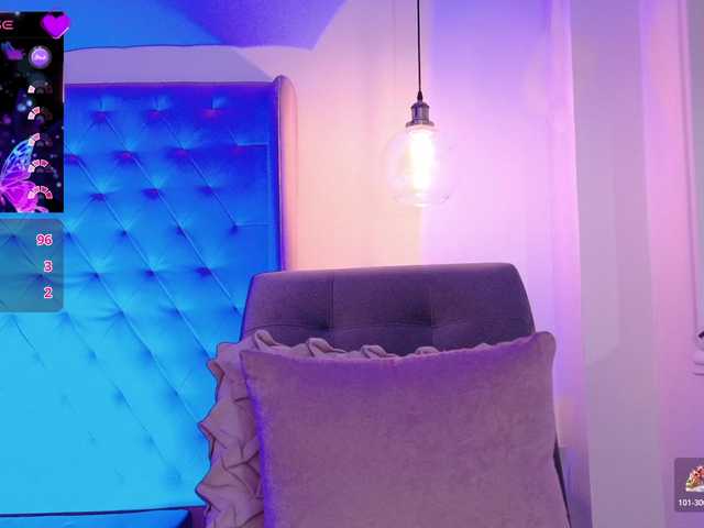 ThaliiaDuran live cam on BongaCams