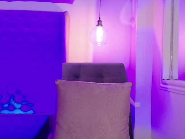 ThaliiaDuran live cam preview