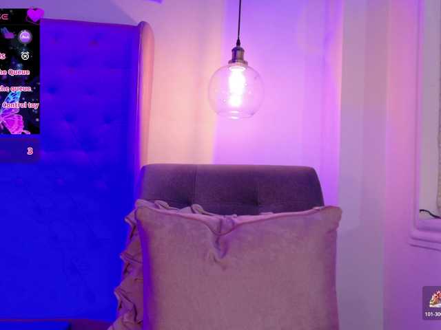 ThaliiaDuran live cam on BongaCams