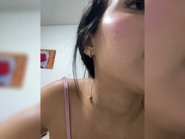 ThaliiaDuran live cam on BongaCams