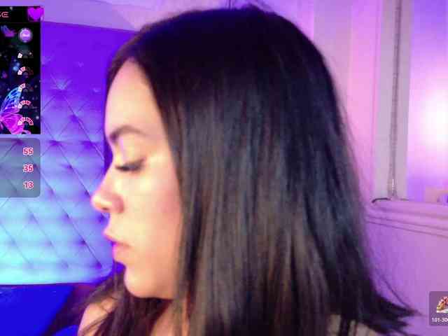ThaliiaDuran webcam